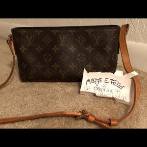 LV Trottaer Crossbody Canvas--Vintage